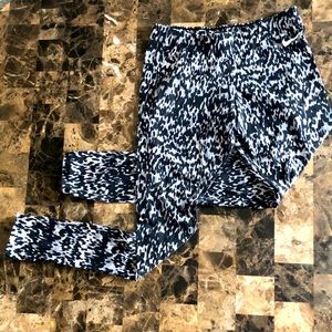 Nike cotton leopard leggings